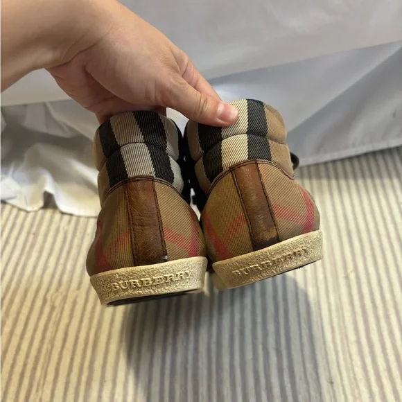 Burberry Mens High Top Sneaker - Picture 4 of 13